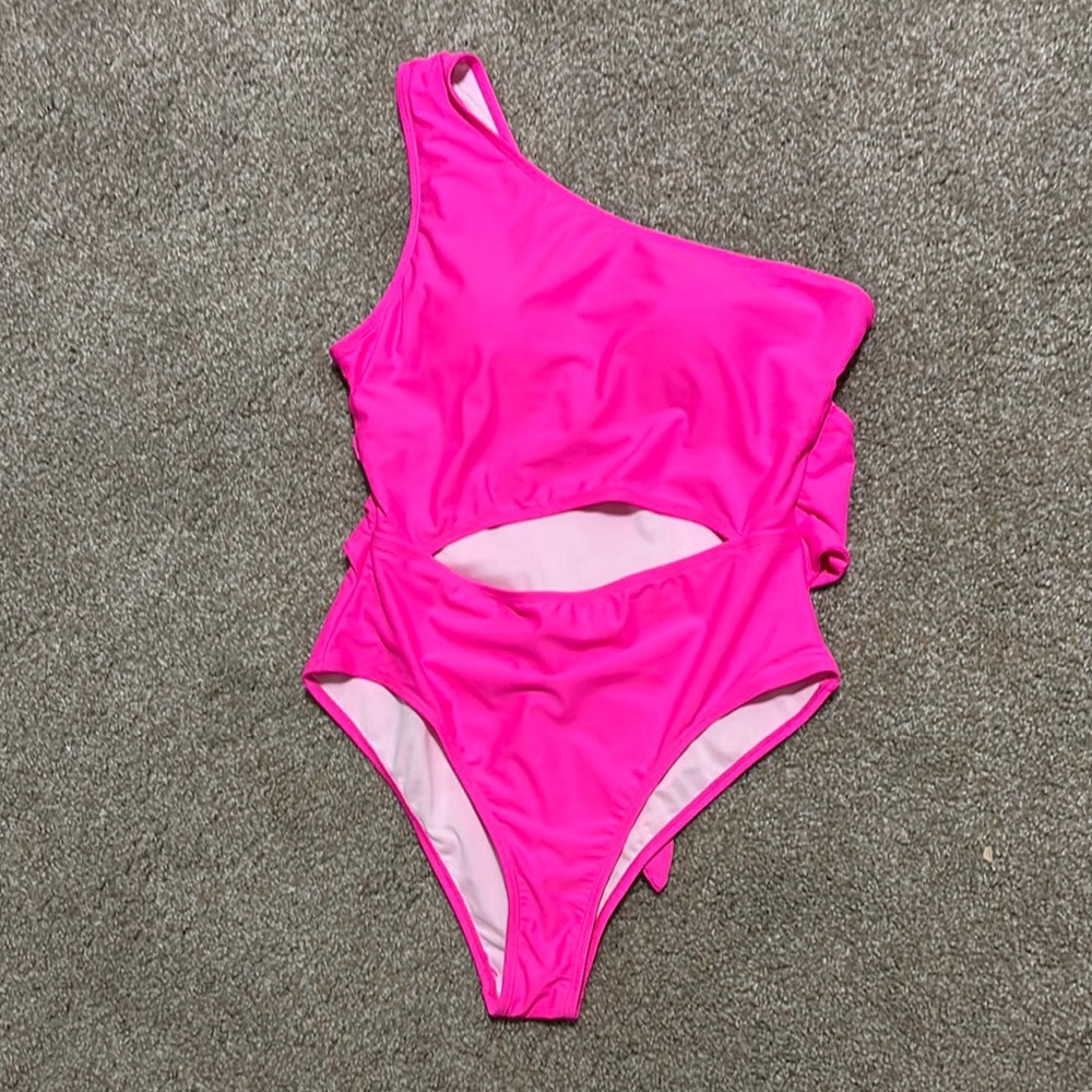 Woman’s One-Shoulder Pink Swimsuit